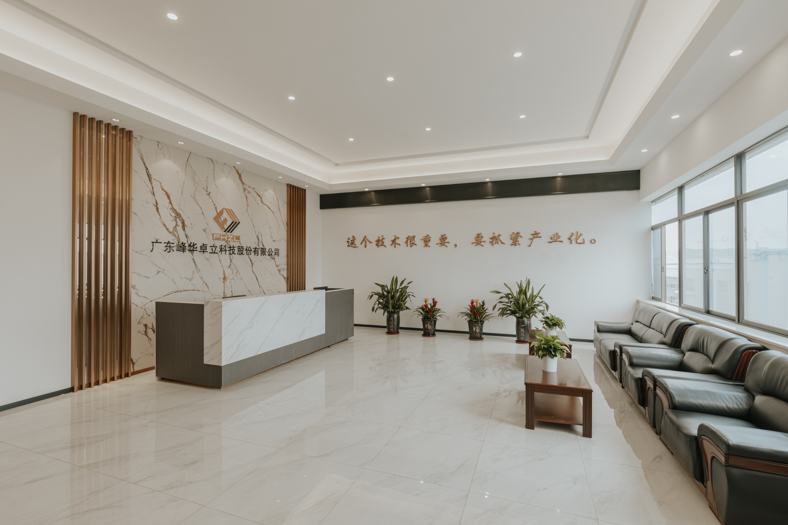 工業(yè)級3D打印機(jī)到底多牛？從原理到選型，一篇看懂企業(yè)如何降本增效！